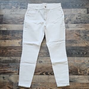 White House Black Market Women's Skinny Jeans - Cream